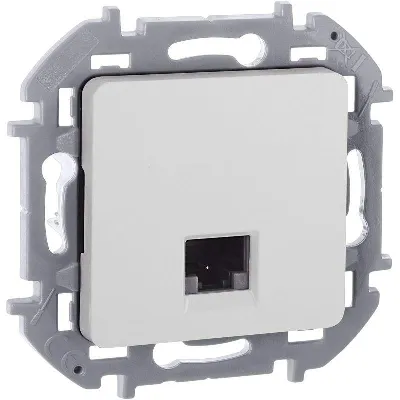Розетка компьютерная Inspiria RJ45 кат.5E UTP бел. IEK 673825